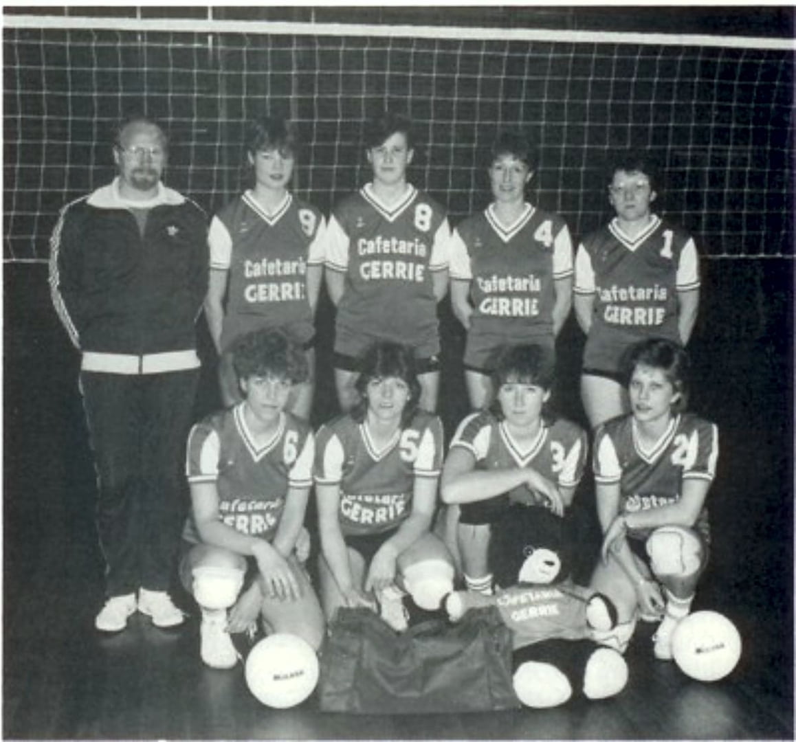 Dames 1. Volleybalseizoen 1984-1985.