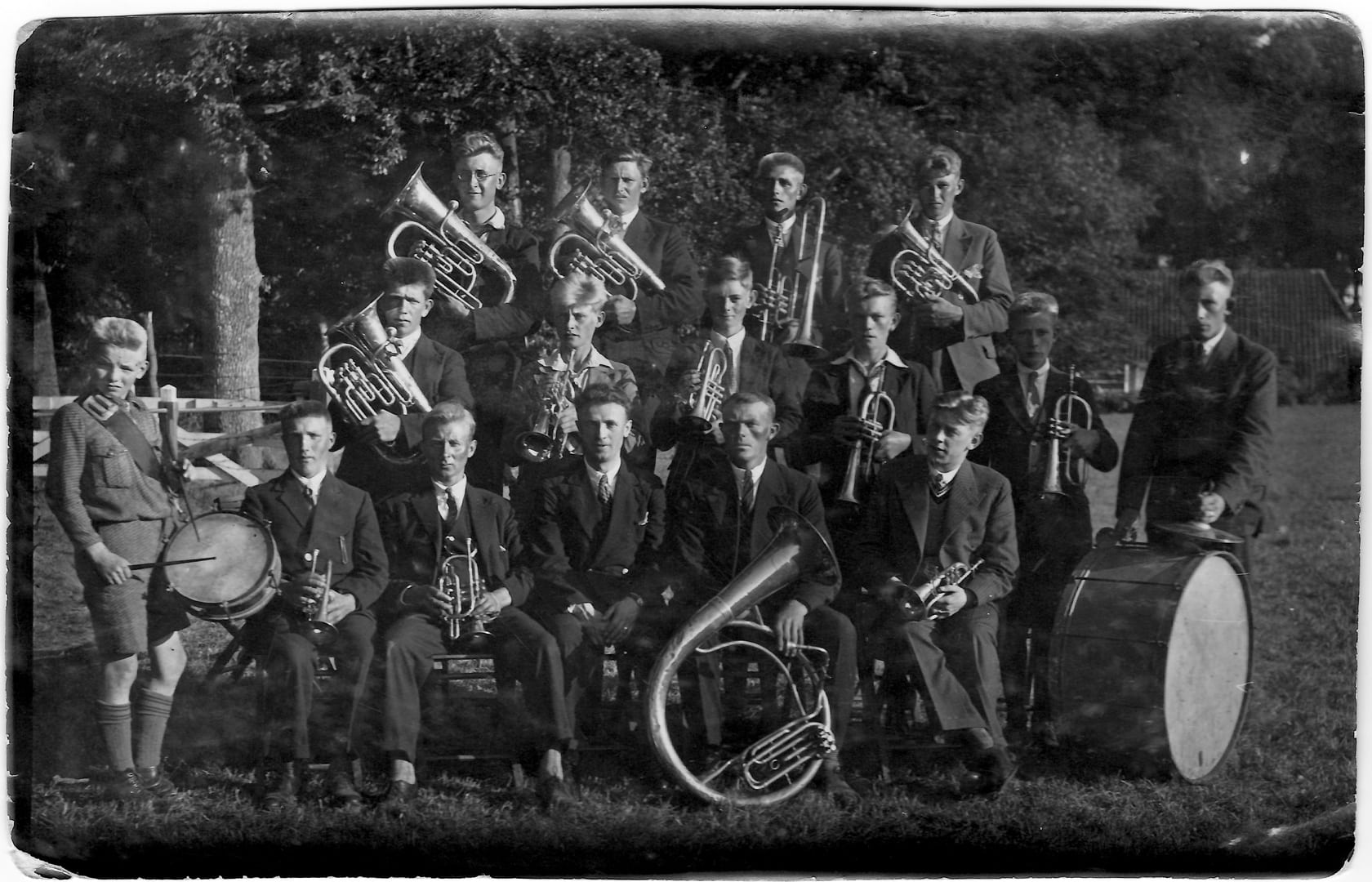 Muziekvereniging "Crescendo" in ± 1932.