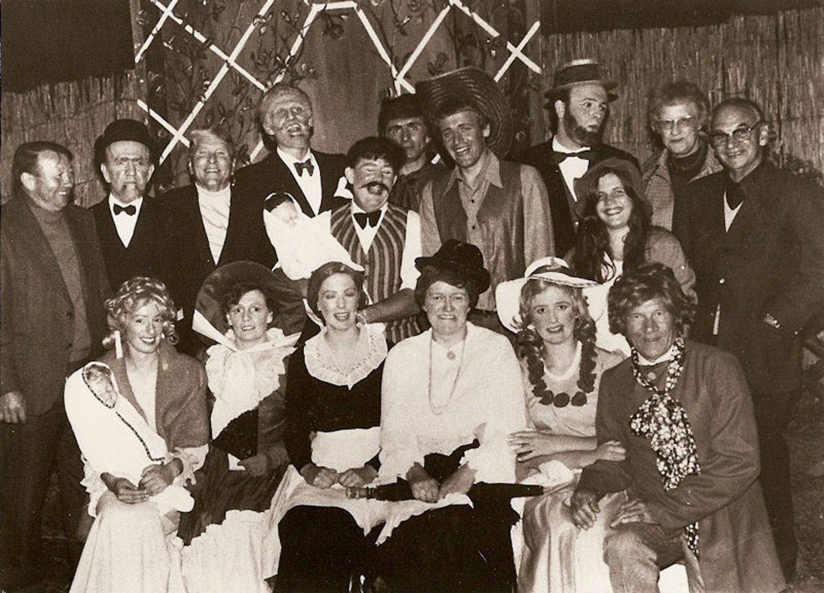 Spelgroep De Pol met "Kind van de Rekening", 1977.