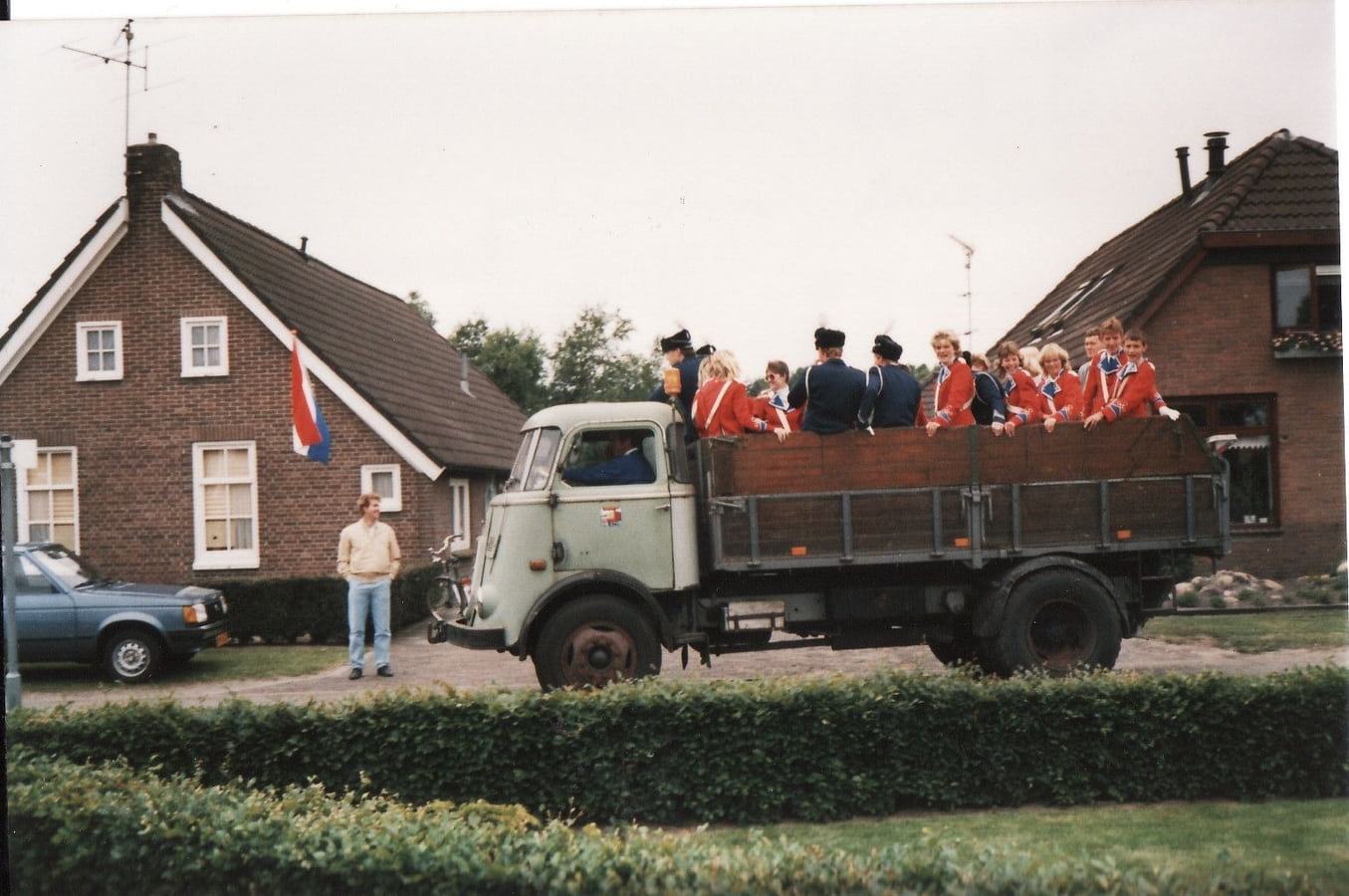 DAF vrachtwagen van JH. Enting - ingezet tijdens de muziekcontactdag juni 1988